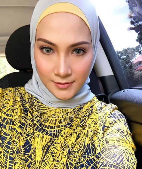 Sherry mohon jasa baik peminat.